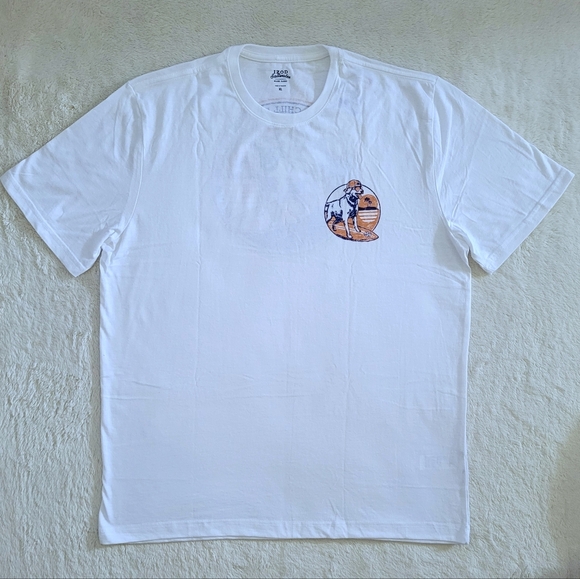 IZOD Saltwater🌊 "Chill Days On The Open Waves" Graphic Tee👕 - NWT - Picture 2 of 15